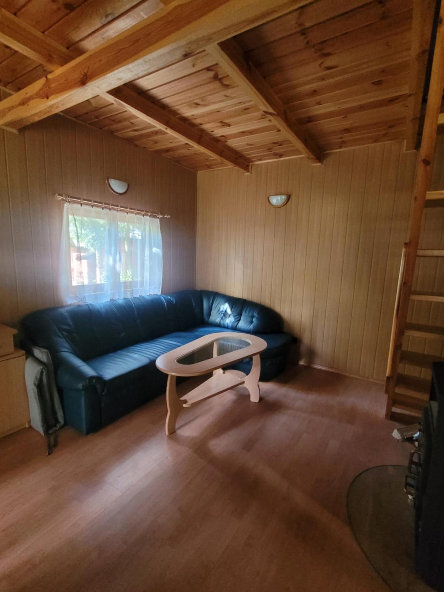 Domek Nad Jeziorem Glebokie Holiday home *